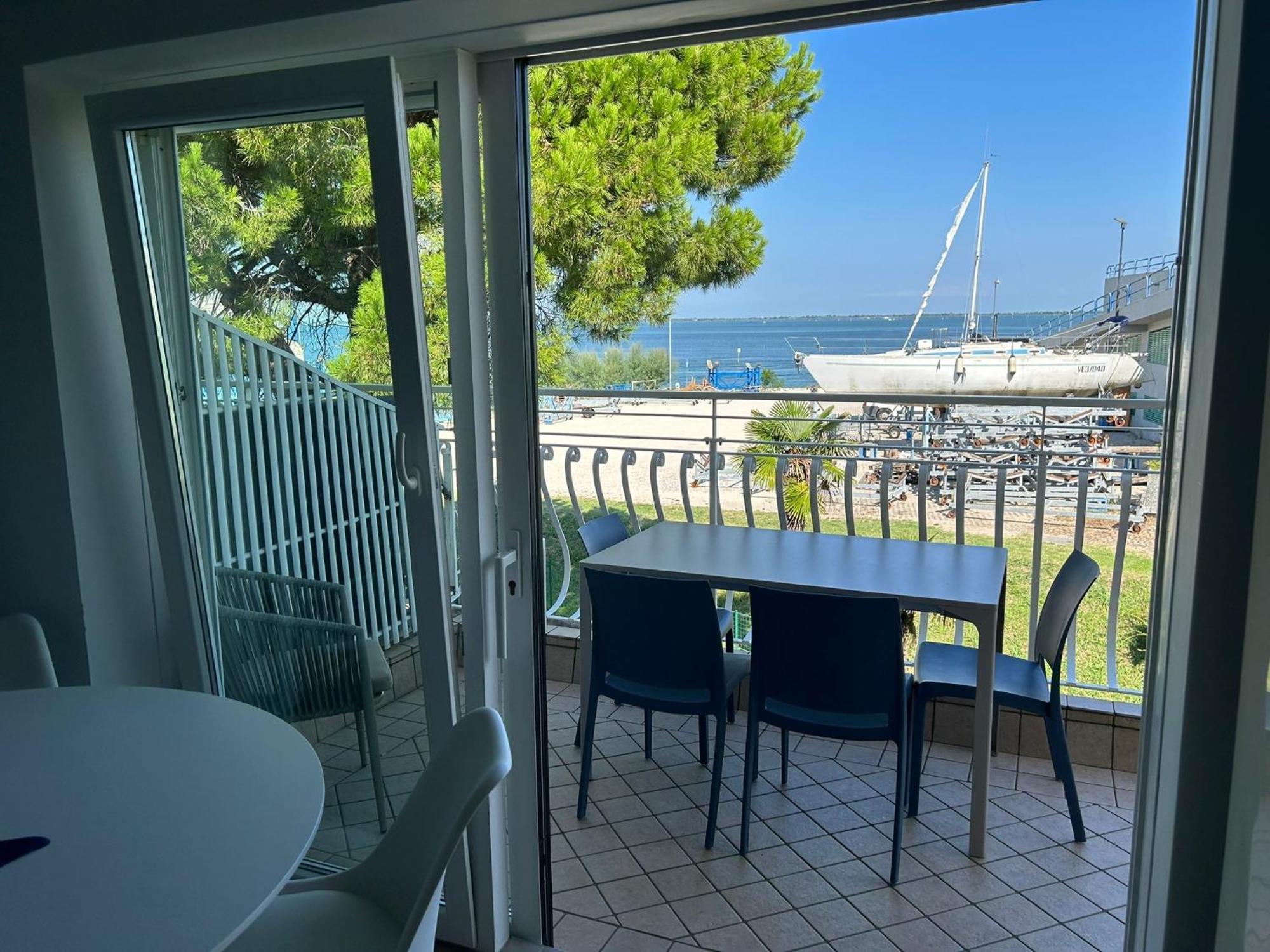 Apartamento Marine House Lignano Sabbiadoro Exterior foto